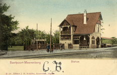 170103 Gezicht op het H.S.M.-station Santpoort Meerenberg te Santpoort.N.B. De stationsnaam Santpoort Meerenberg is in ...